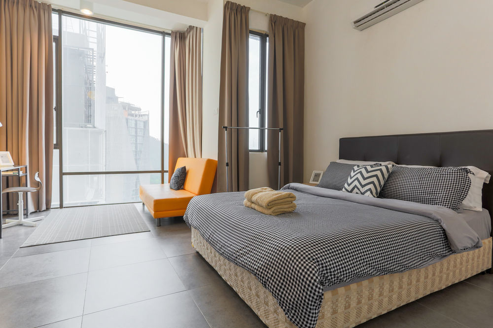 The 12 Suites @ Empire Damansara เปอตาลิงจายา ภายนอก รูปภาพ